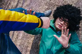 学会这2个动作，碰到高大的坏人打你时，马上就能放倒对方