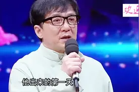 成龙希望儿子每年都去坐牢？没想到还因此感谢公安朋友！视频封面