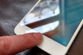 苹果手机home键失灵怎么办?2分钟十块钱教你自己动手维修！视频封面