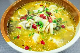 汤都能喝光的酸菜鱼，厨师长的做法真正宗，没下过厨的看一遍就会