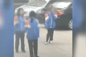 又见校园暴力！女生遭同学狂扇耳光，当地教育局：双方已和解视频封面