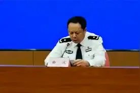 大连一男子驾车冲撞行人致5死：系投资失败，报复社会视频封面