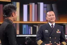 战斗机飞行员：过山车太不过瘾