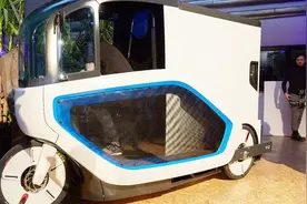 带“集装箱”的电动自行车！装货120L，全封闭再不怕风雨！视频封面