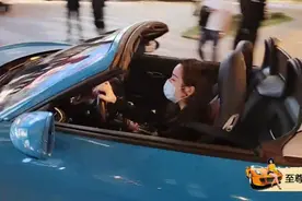 秋秋：女朋友的闺蜜原来是个白富美，开得还是保时捷718视频封面