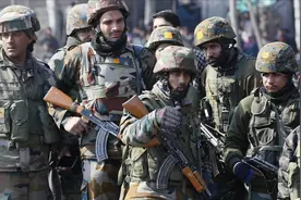 印度军人待遇怎样？军官与士兵差别可谓天壤之别视频封面