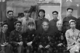 随着解放战争不断推展，全国人民得以解放，经济得以恢复视频封面