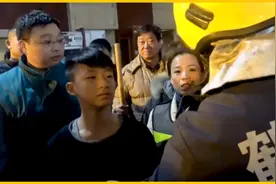 2年前，河南少年王泯燃倒挂下井救3岁女童，如今怎么样了？视频封面