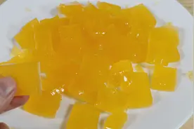 果冻新创意：用橙汁做果冻！方法简单一学就会，过程好玩又有趣