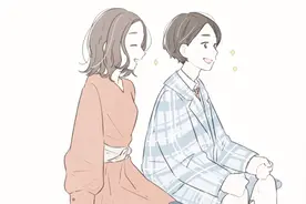 经常给女生朋友圈点赞，情商低的男生，不会正眼看他