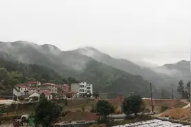 走遍义乌--义兰交界马岭行视频封面