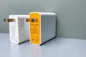 拆解iQOO原装120W充电器，对比小米120W，两者有多大的差别？视频封面