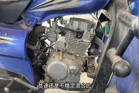 这才是造成摩托车一丢油门就熄火的真正原因；调整一个螺丝就修好视频封面
