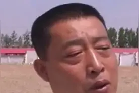 考完试一年多拿不到驾照，大叔前往查询，工作人员：2075年后再考