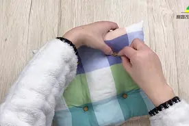 我家坐垫从来不花钱买，用废旧衣服碎布头就能做，简单舒服又好看