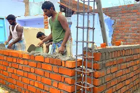 印度建房师傅效率有多快？看完整个过程我敢说，这技术真的佩服！视频封面