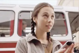 华为高价买断这首歌版权，没想到让华为直接到巅峰，超过苹果！视频封面