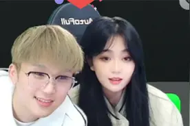 王玉萌和一休奔现，想休息去浪漫，丈母娘都到一休直播间看女婿