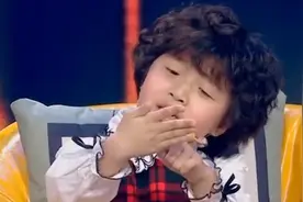 李欣蕊吐槽超有梗系列，嫌彭于晏不帅：脸上坑坑洼洼，一点不圆润视频封面