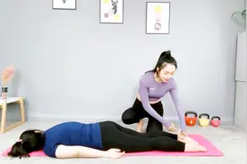 宝妈产后一腿长一腿短？原来是它在作祟，教你如何检测