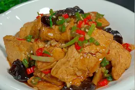 分享煎豆腐正確的做法，外焦裏嫩，營養豐富，大人小孩都愛吃视频封面