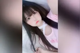 谁能抵挡得住萌妹的诱惑，可爱的撒娇大长腿白丝jk制服跳舞视频封面