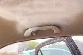 都说车内棉顶很难清洗干净，广西小哥用神器清洗，效果好极了视频封面