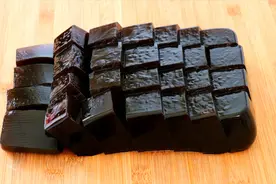 家庭现熬烧仙草：正宗传统古早做法，清凉降火，比凉粉还解暑！