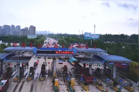 好消息 除了三类车外 鄂黄长江公路大桥免费啦 就在后天