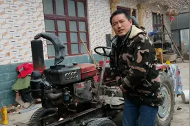 农民改装拖拉机排气过滤，这样排出来的尾气，能达到国五标准视频封面