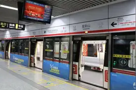 郑州暴雨敲响警钟！地铁5号线恢复空载运行：生命至上，避险为要