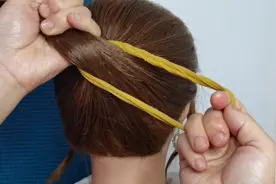 我们用1招教你扎显高又洋气的高马尾，不拽头皮，试试看吧