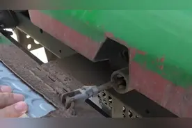 为躲避拍照处罚，车牌安装翻转器，执法部门上门处罚丨生活这一刻