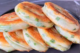 半烫面的经典做法，试试你就知道了，外酥里软，吃上就停不下来