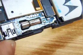  iPhone的震动马达为何这么爽？这个黑科技发挥了关键作用！