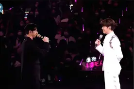 THE NEXT 20 張敬軒演唱會第16場嘉賓馮允謙 他的故事 思念即地獄视频封面