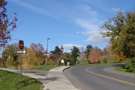 如何促进产城人溶合视频封面