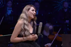 人这么美，唱歌还这么好听！《我亲爱的爸爸》献给父亲节的歌视频封面