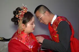 青海新娘出闺阁，为什么前胸后背要有个镜子，传说这是护心镜