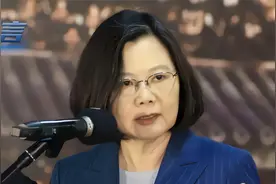 宝岛肉眼可见，解放军创历史！台不吱声，网友反向“感谢”佩洛西视频封面