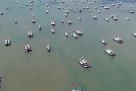 中国的北斗和美国的GPS，到底谁更厉害？听局座怎么分析的视频封面