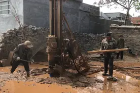 实拍农村打井过程，全部机械化只需4000多元，3个小时就完成视频封面