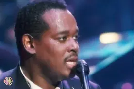 感动过无数人的经典情歌|8座格莱美奖|R&B教父-路德范德鲁斯Hello视频封面