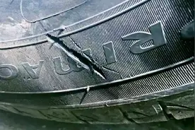 汽车胎侧刮破了鼓包了还能用吗？拿个解剖的轮胎讲，一下就明白了