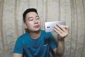 花300就能买到6+64配置的2K屏手机，体验一把游戏，真香？