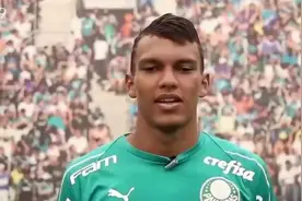 别人U18场上驰骋放异彩，我们U23靠政策举步维艰，国足差距立显视频封面