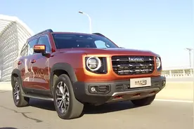 哈弗大狗的2022款来了，1.5T动力升级售价还降了几百块？视频封面