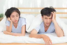 高危行为后有这些皮肤表现，可能是艾滋皮疹，别不当回事！视频封面