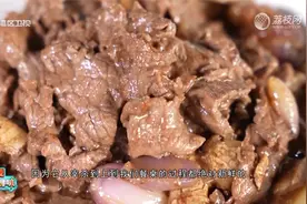 广东大厨教你制作姜葱炒牛肉，味道一流非常下饭的做法哦！