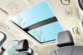 汽车天幕和天窗有啥区别？